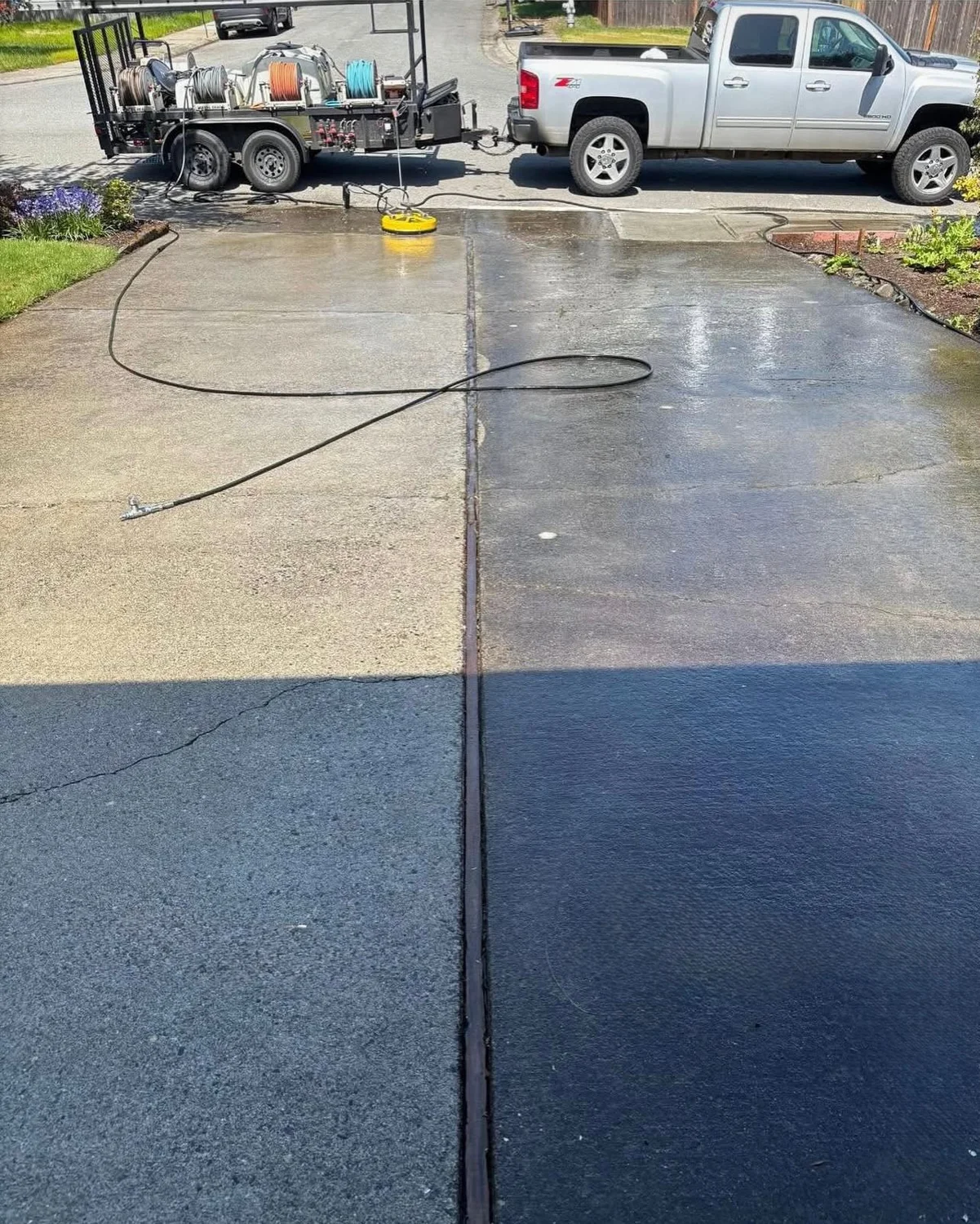 Pressure Washing & Sealing service imagery